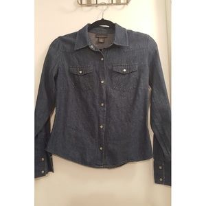 Banana Republic denim button up shirt